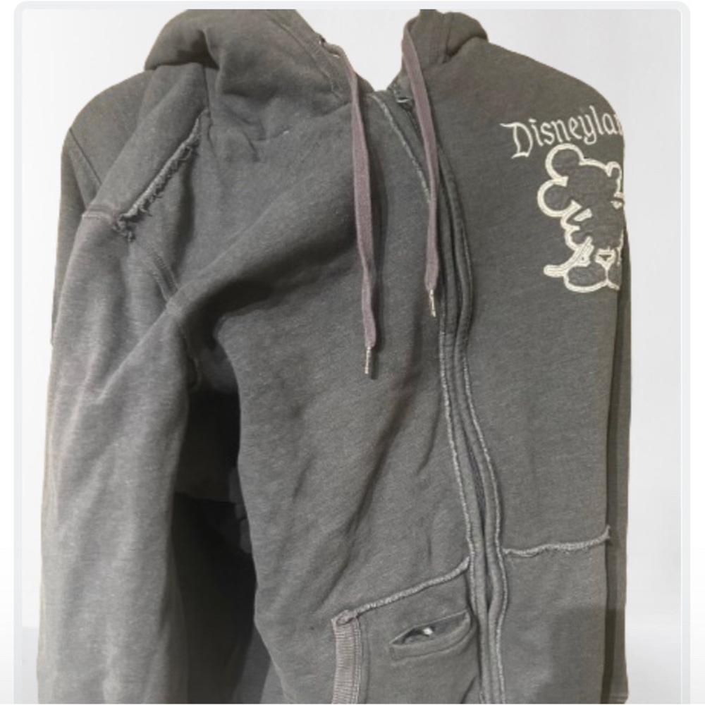 Disney hoodie looks very warm